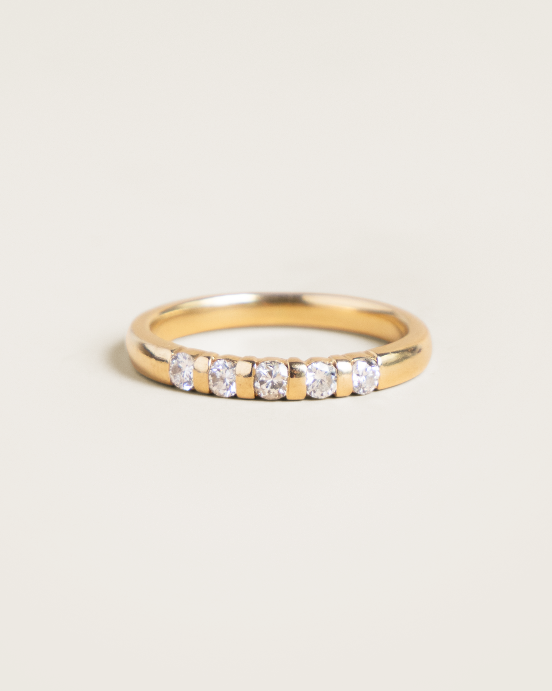 18K 5-Stone Diamond Channel Band