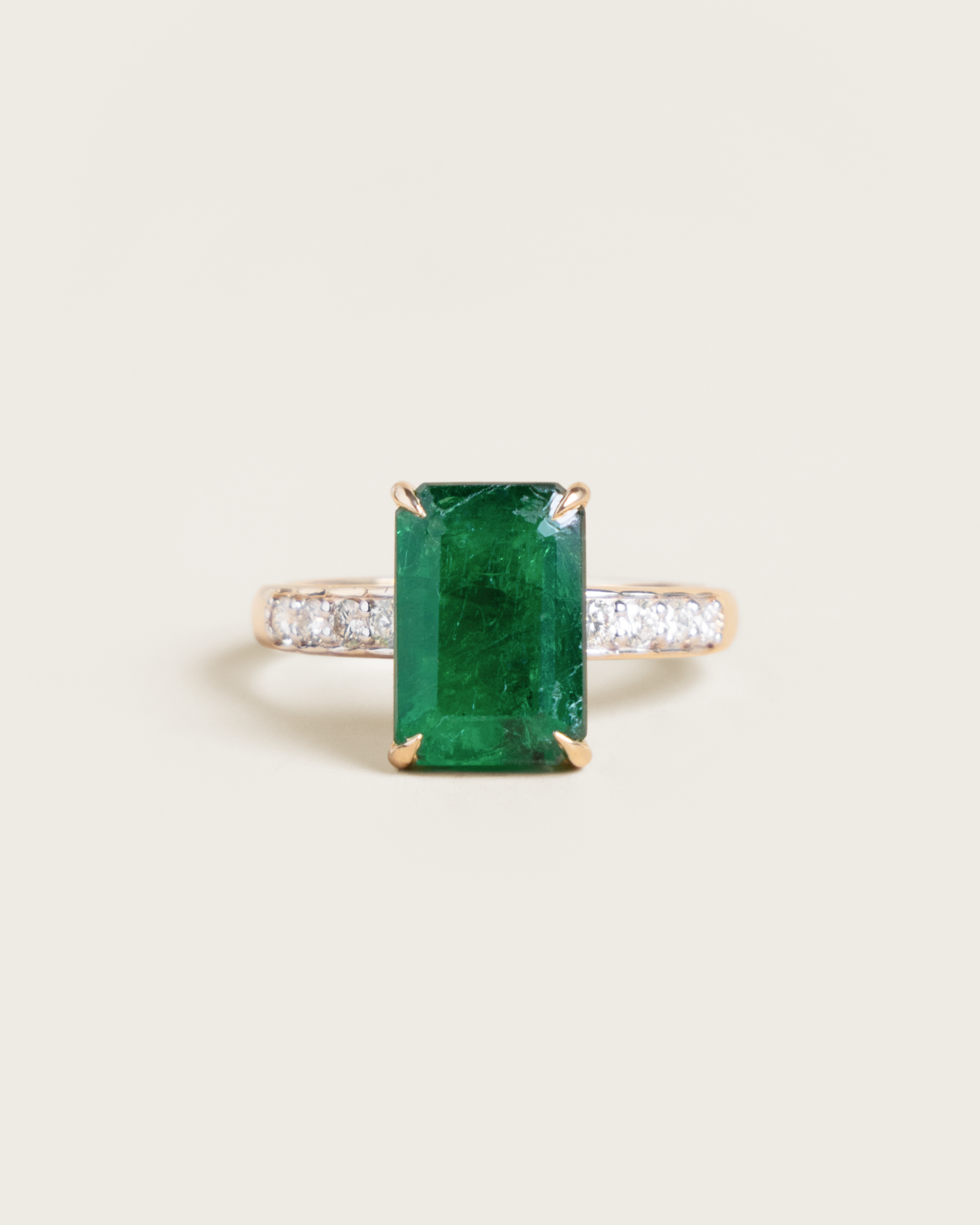 14K 3.6ct Emerald Ring with Diamond Pavé Band