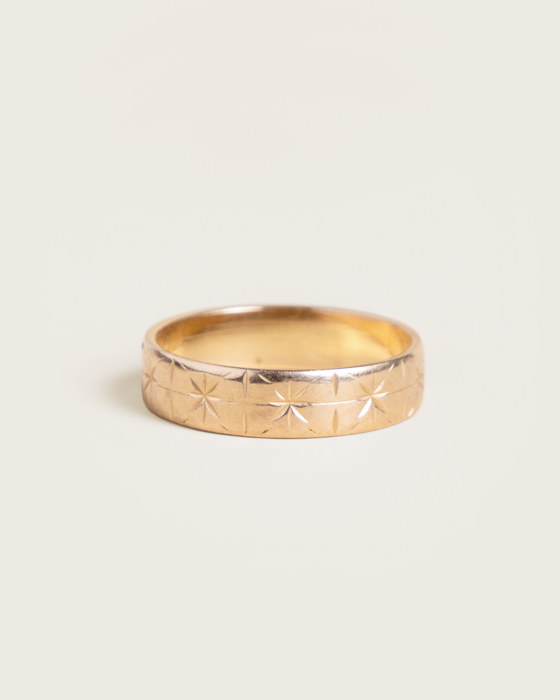 Mid-Century French Hallmarked 18k Gold Engraved Ring