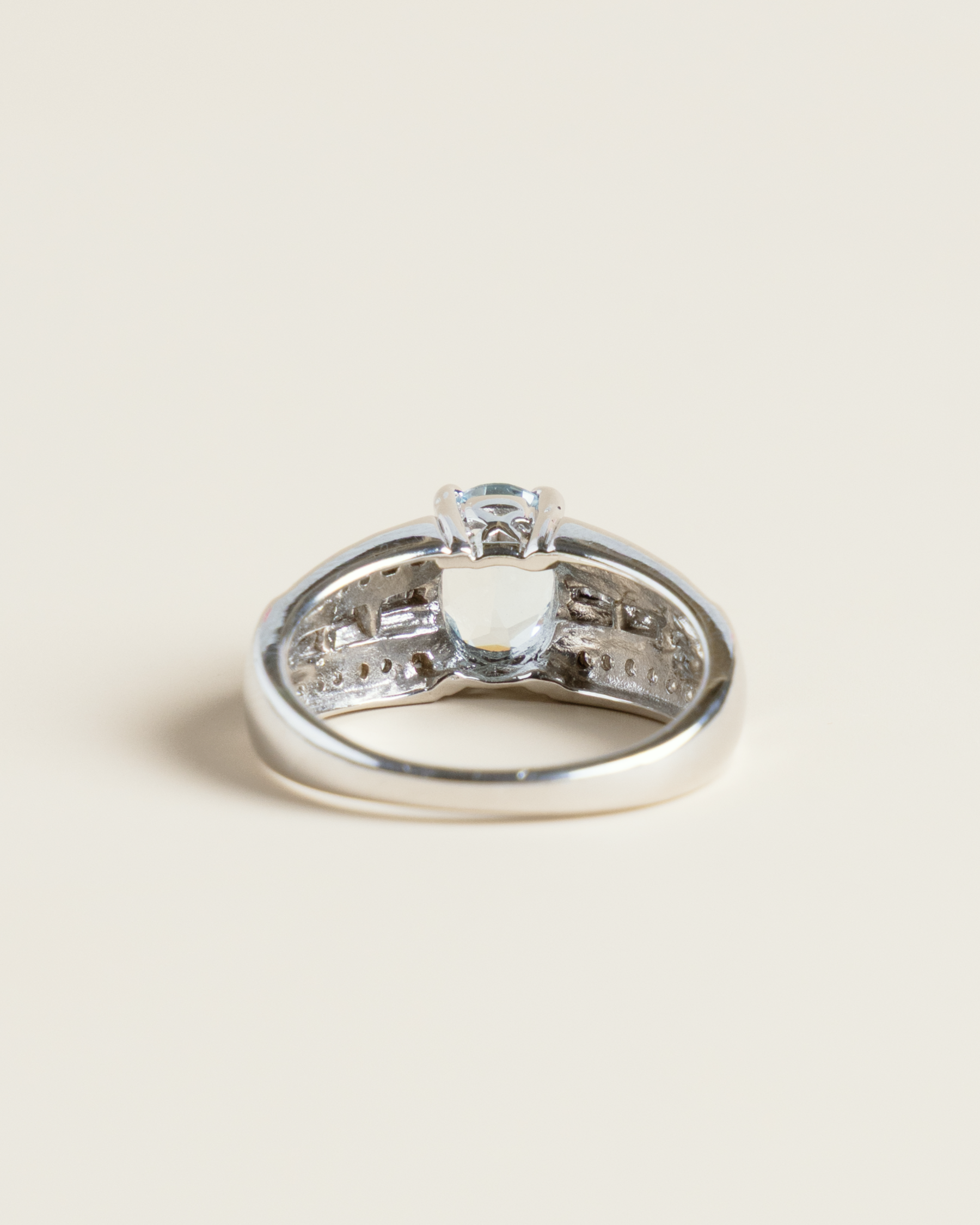 14K 1.20ct Oval Aquamarine with Mixed-Cut Diamond Band